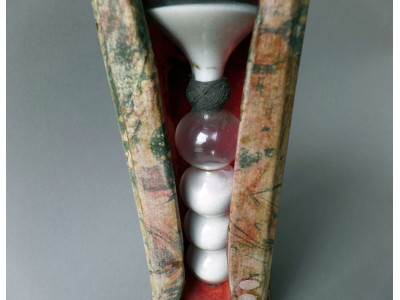 VENETIAN HOURGLASS IN PAPER MACHE EARLY 18TH CENTURY