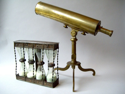A 17 TH CENTURY FOUR-BULB - HOURGLASS BY MARTIN MARGRAAF