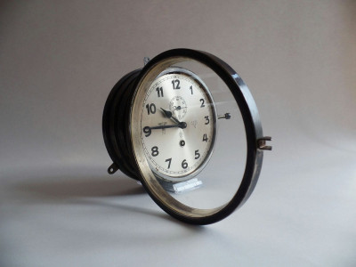 KRIEGSMARINE CLOCK - JUNGHANS FIRM