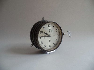 KRIEGSMARINE CLOCK - JUNGHANS FIRM