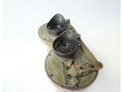 A CARL ZEISS DECK MOUNTED BINOCULAR 7X50 H