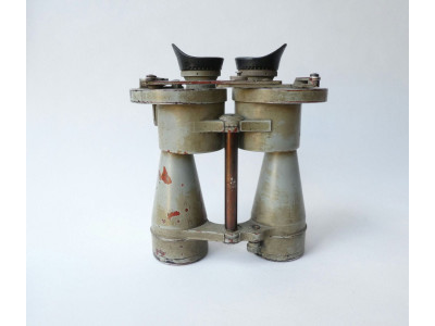 A CARL ZEISS DECK MOUNTED BINOCULAR 7X50 H