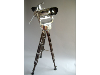 WW2 Schneider 25x105 gimballed binocular