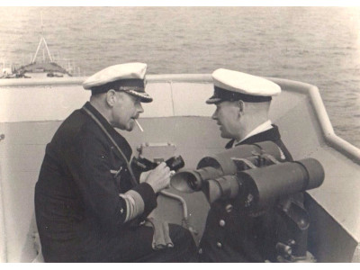 FIRST MODEL 8 X 60 - CARL ZEISS DECK MOUNTED BINOCULARS 