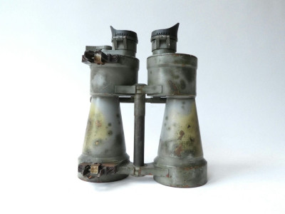 U-BOAT - U.D.F. BINOCULARS 1943-1945