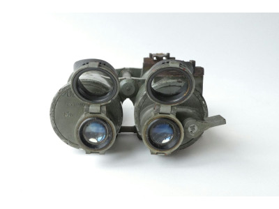 U-BOAT - U.D.F. BINOCULARS 1943-1945